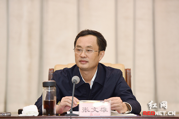 指南针老总_指南针简笔画(3)
