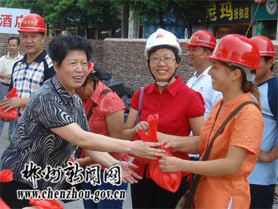 招聘环卫_聚焦 死也要死在编制里 是何滋味(4)