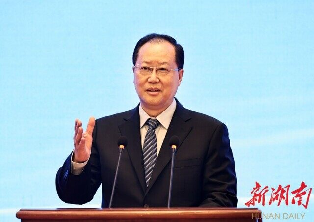 151个重大项目“云签约”总投资超千亿元 毛伟明致辞并见证签约