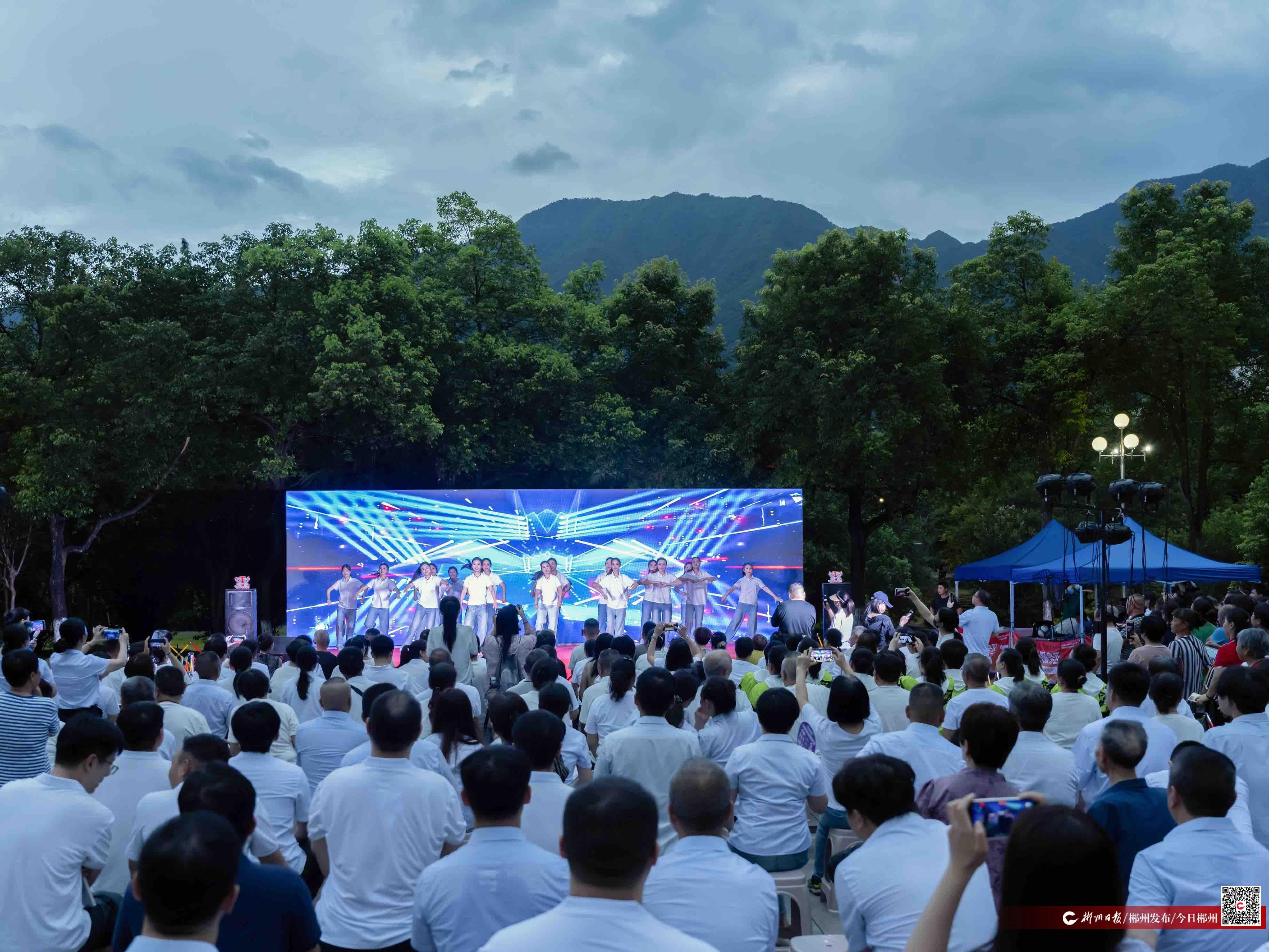 讲文明树新风丨“文明进小区 有礼‘邻’距离”活动走进柿竹园社区