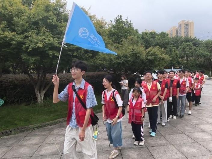 志愿者在行动丨郴州开展全国生态日青年志愿服务活动