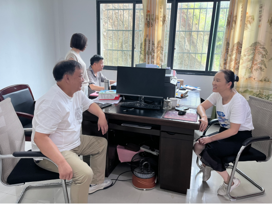 保险助农促振兴 楠竹富民结硕果